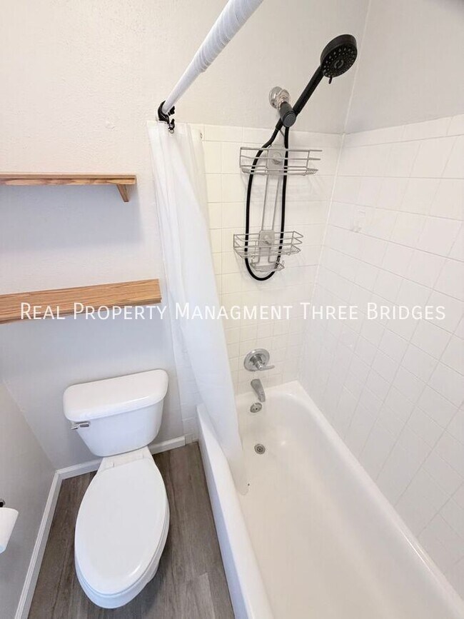 Building Photo - 5245 Ville Anita Ct