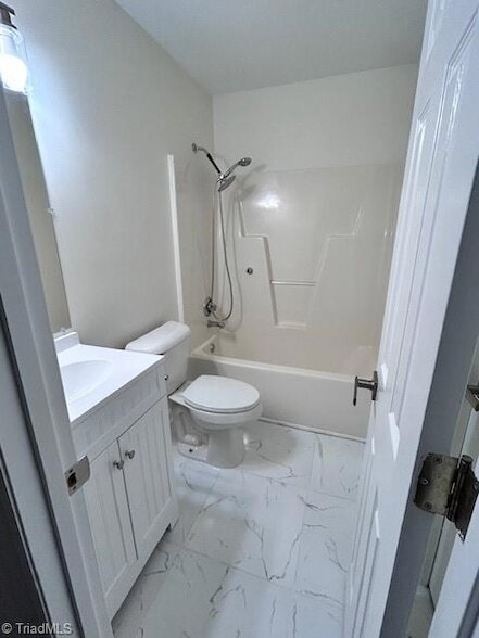 Building Photo - 107 W McIver St