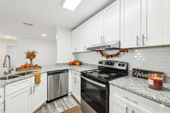 Building Photo - Wesley St. Claire Apartments at Lawrenceville