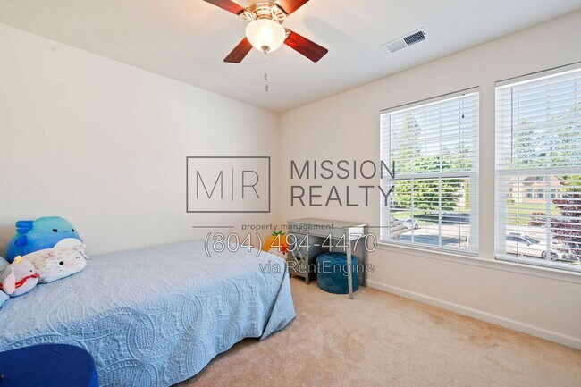 Building Photo - 5106 Timsbury Pointe Dr