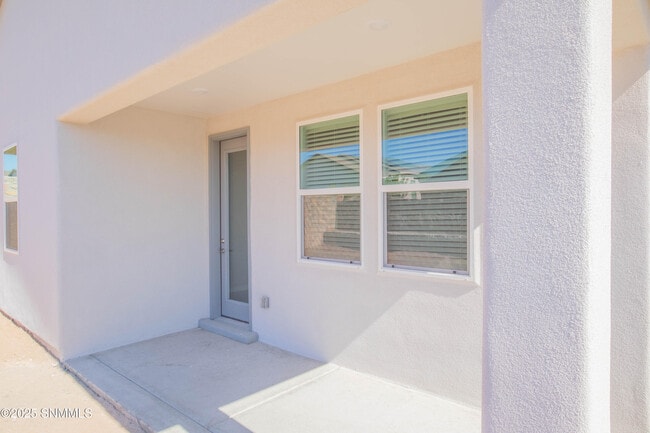 Building Photo - 5017 Sand Strm Rd