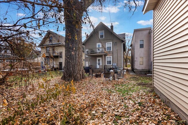 Building Photo - 1997-1999 Ashland Ave