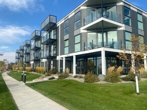 Building Photo - 476 Enterprise Blvd