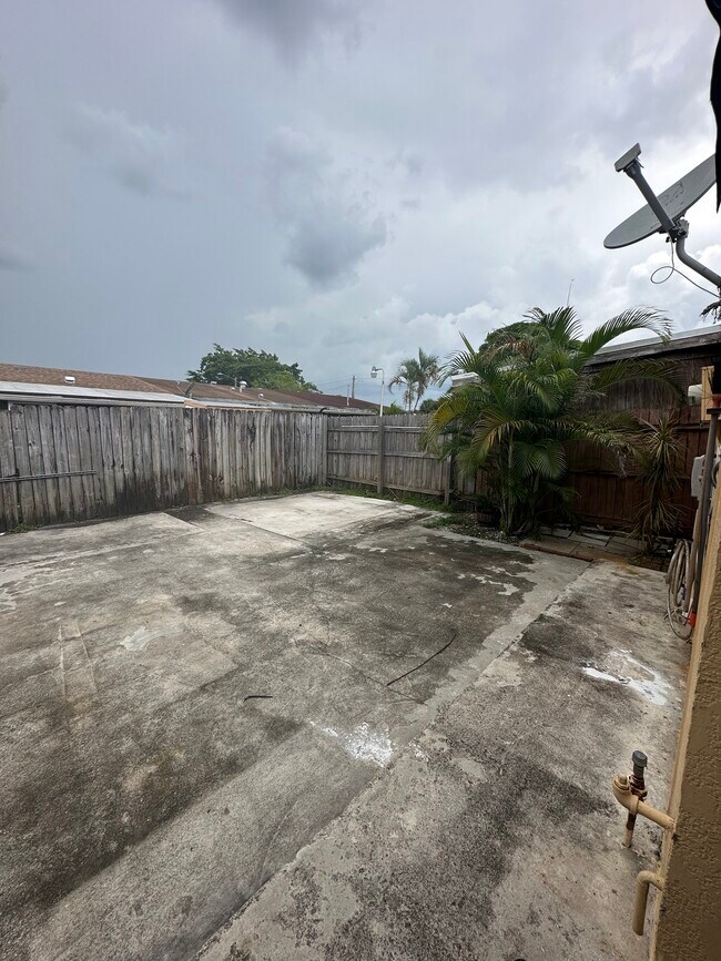 Fenced in yard - 21444 NW 40th Circle Ct