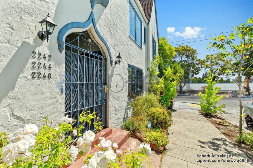 Building Photo - 2242 E 32nd St