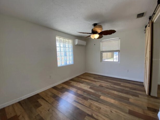 Building Photo - 3826 Rilma Ave