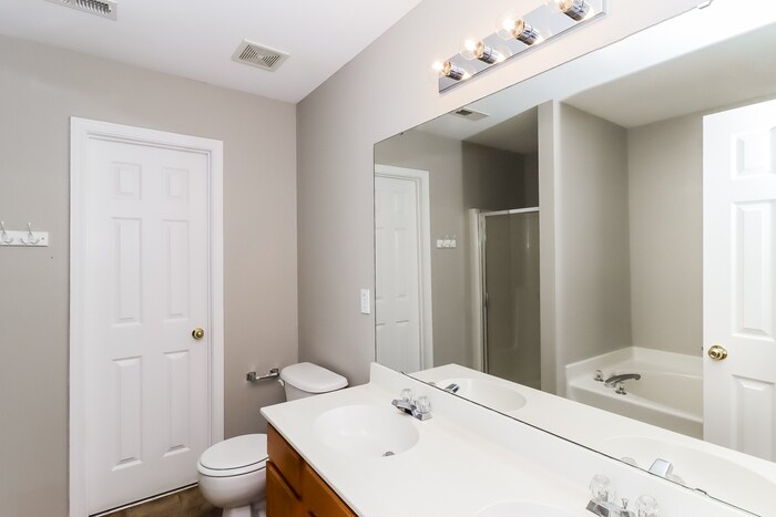 Building Photo - 9623 Bayview Pkwy