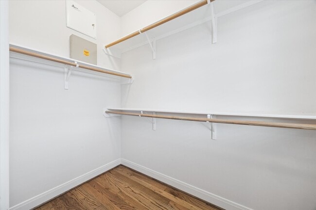 Building Photo - 5706 Blossom St