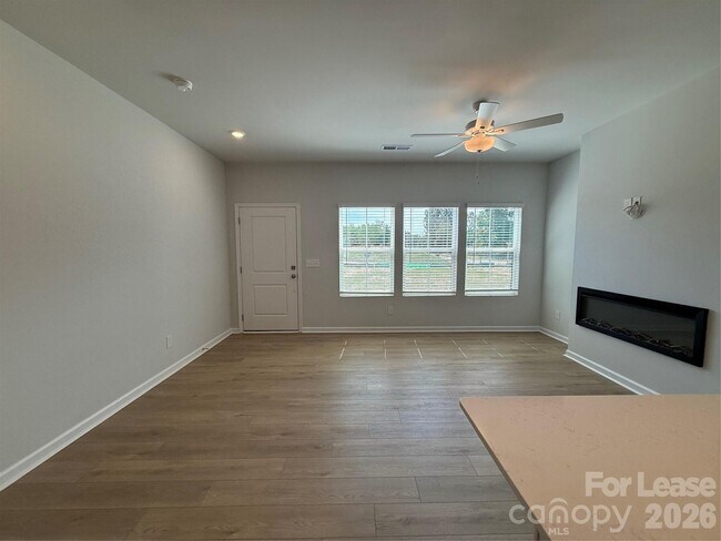 Building Photo - 6514 Harlech St