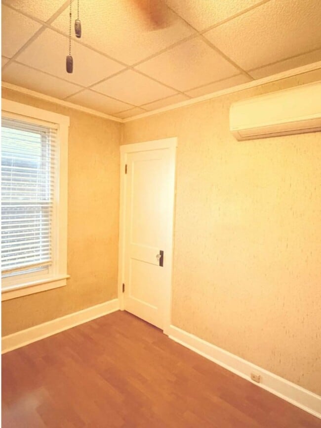 Building Photo - Charming Home in Wilson School District