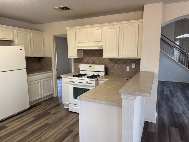 Building Photo - 501 Grey Feather Ct