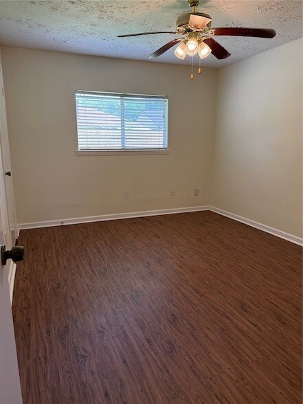 Building Photo - 17514 Heritage Cove Dr