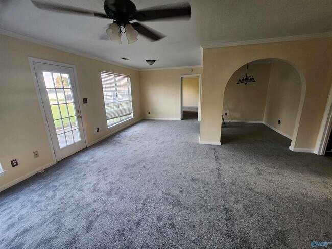 Building Photo - 109 Brenna Ln