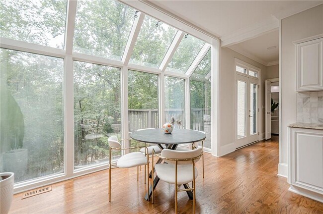 Building Photo - 700 S Brighton Ct