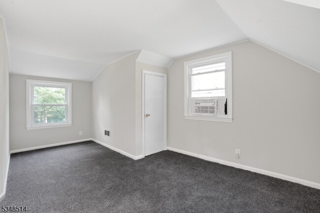 Building Photo - 51 Evergreen Rd
