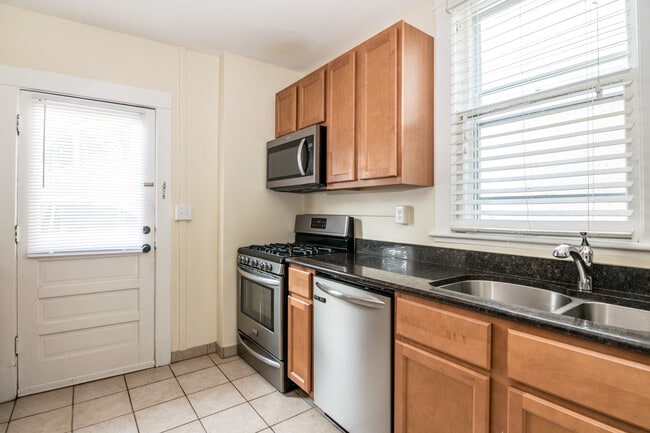 Building Photo - 221 E Mosley St