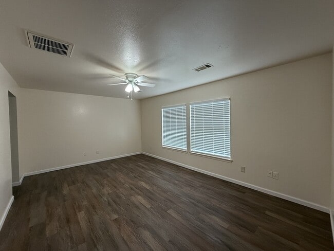 Building Photo - 10514 Encino Pass Trail