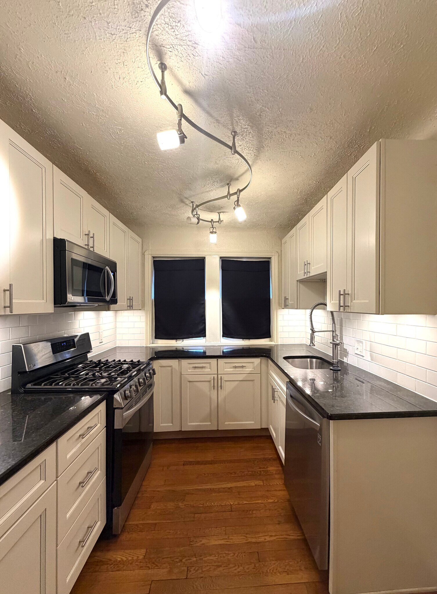 Building Photo - 19614 Winslow Rd