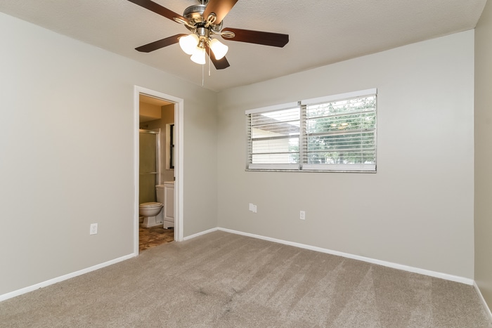 Building Photo - 4750 Kempston Dr