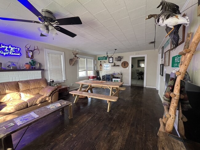 Building Photo - 2514 21st St