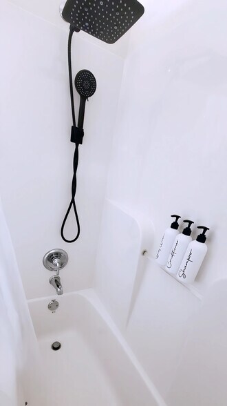 Building Photo - 911 Pacific Ave