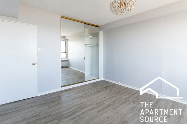 Building Photo - 4181 N Marine Dr