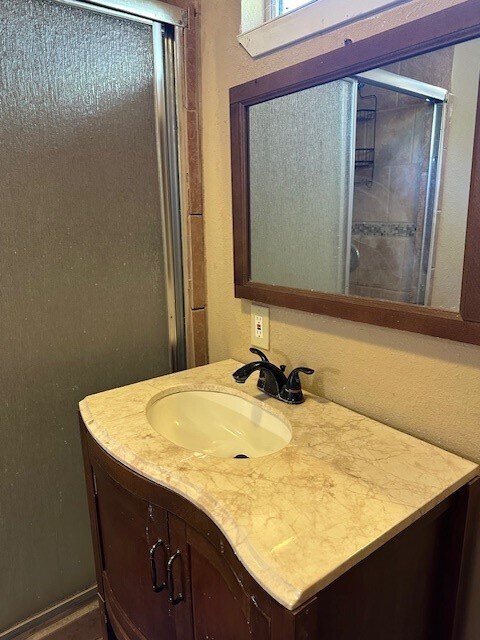 Building Photo - 6380 Green Meadow Dr