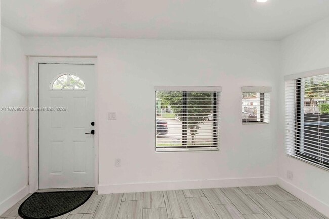 Building Photo - 1545 NW 53rd St