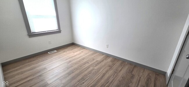 Building Photo - 8421 Banyan Ln