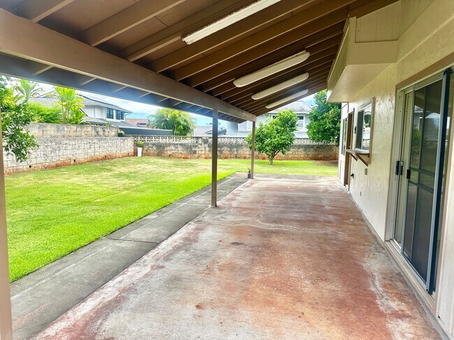 Building Photo - 4 bedroom 2.5 bath single family home in Mililani