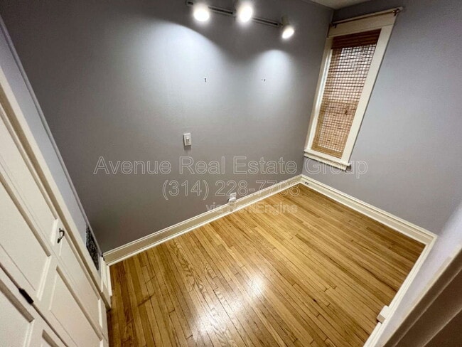 Building Photo - 6553 Scanlan Ave