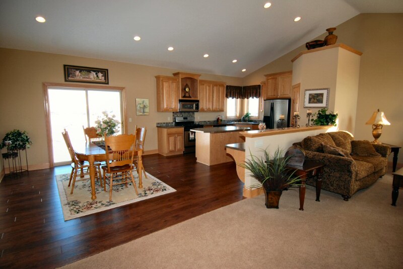 Building Photo - 7970 Hartig Cir