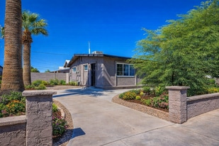 Building Photo - 815 N Arbor Ave