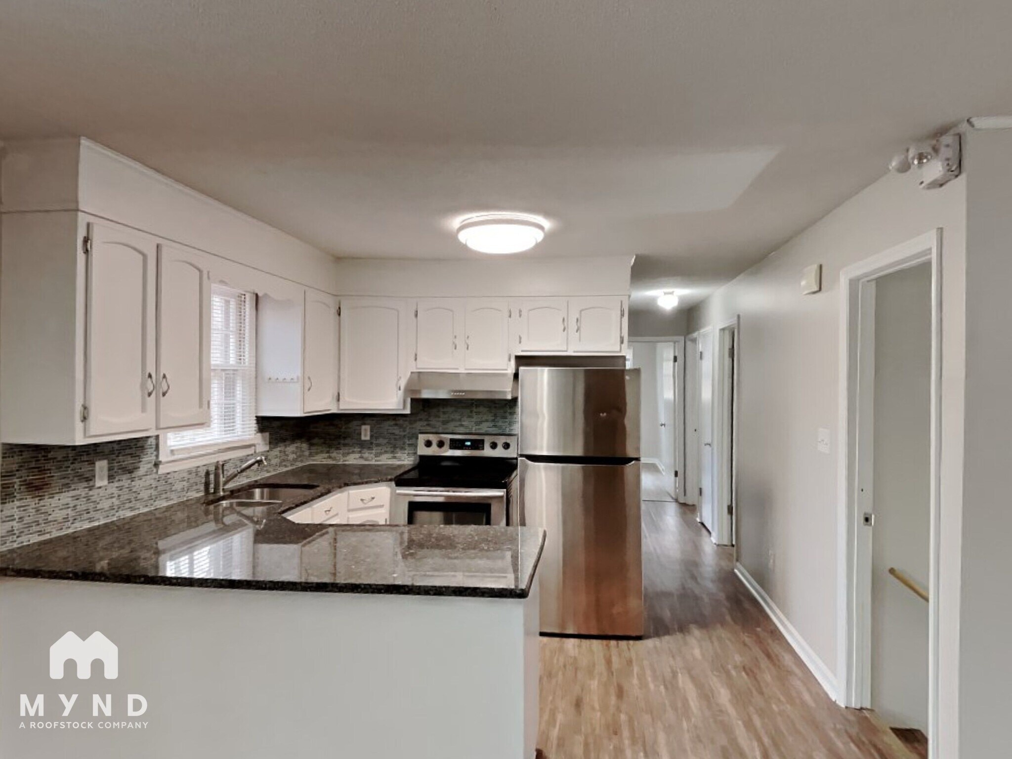 Building Photo - 400 Woodstream Dr