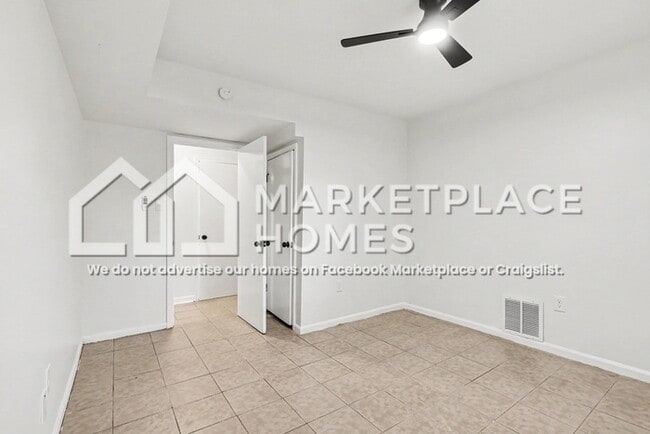 Building Photo - 2588 Monica Way
