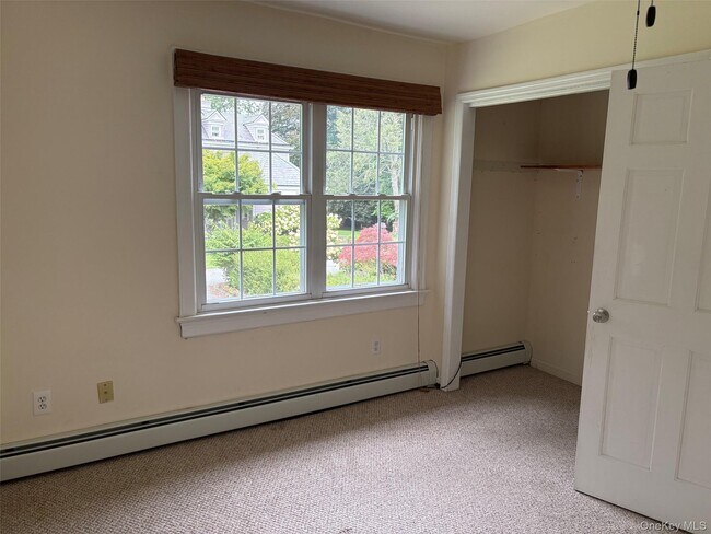 Building Photo - 131 Conklin Rd
