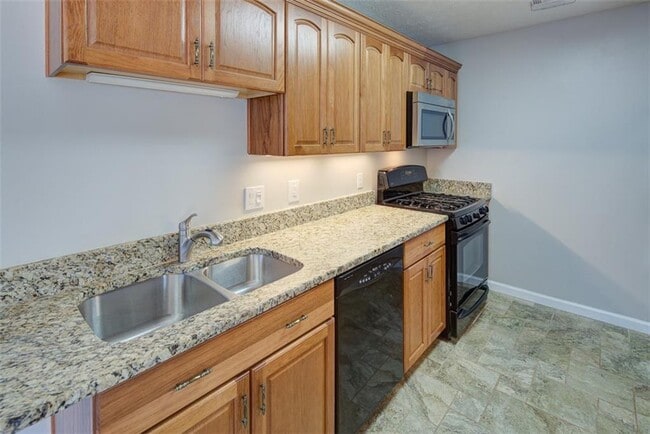 Building Photo - 1109 Rook Pl