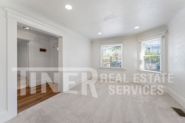 Building Photo - 1508 E Street-