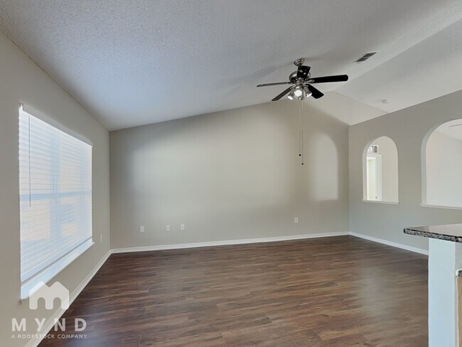 Building Photo - 12552 Gulliver Rd