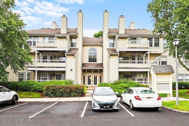 Building Photo - 309 Trinity Ct