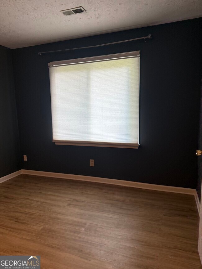 Building Photo - 317 Welton Way