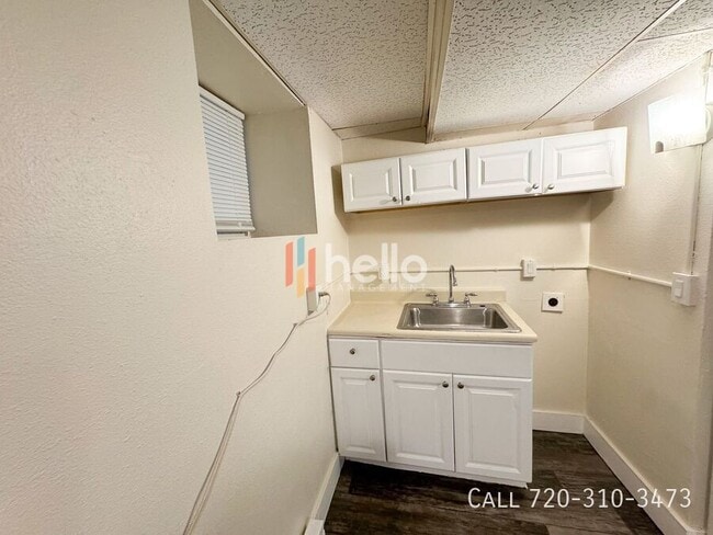 Building Photo - 1537 N Pearl St