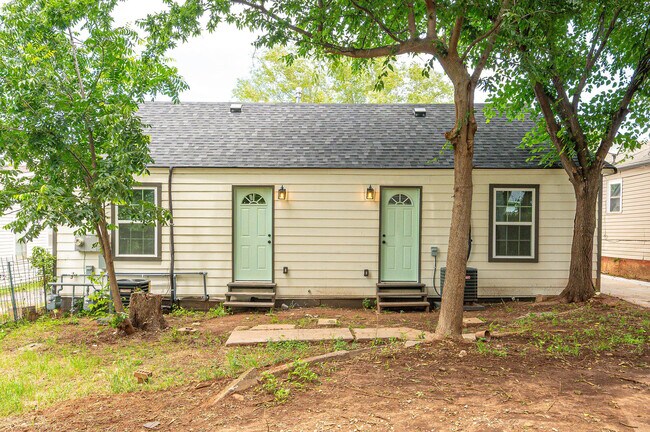Building Photo - 1526 NW 45th St