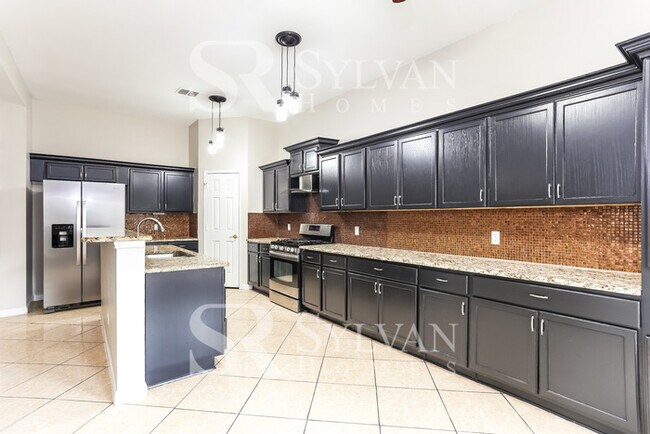 Building Photo - Luxury, Location, and Convenience, it is a...