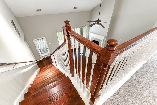 Building Photo - 5035 Logans Landing Ln