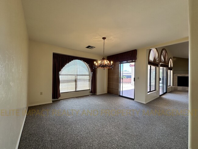 Building Photo - 491 S Corte Del Cantante