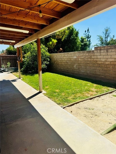 Building Photo - 670 S Marcella Ave