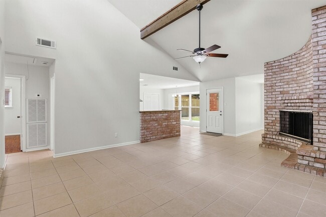 Building Photo - 22411 Waynoka Rd