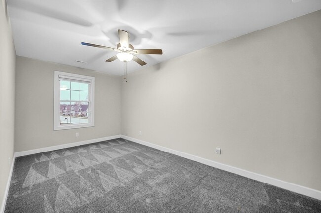 Building Photo - 2111 Easton Park Dr