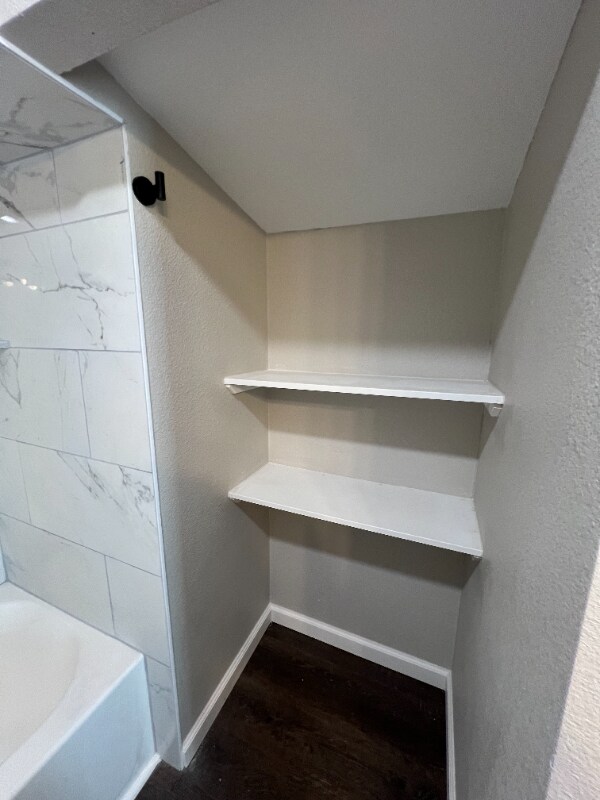 Building Photo - 2015 Garfield St